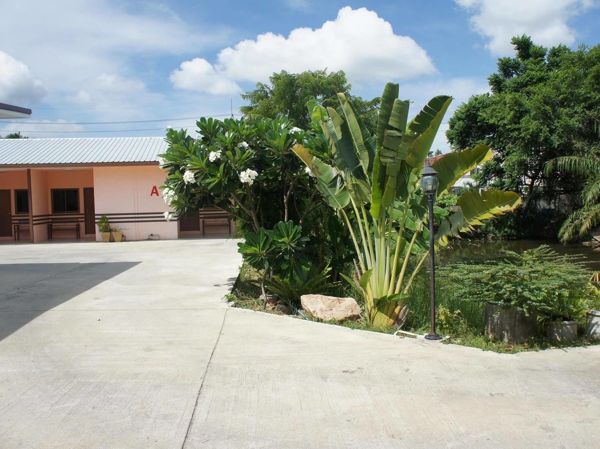 Kantana Apartment Hat Yai Exterior photo