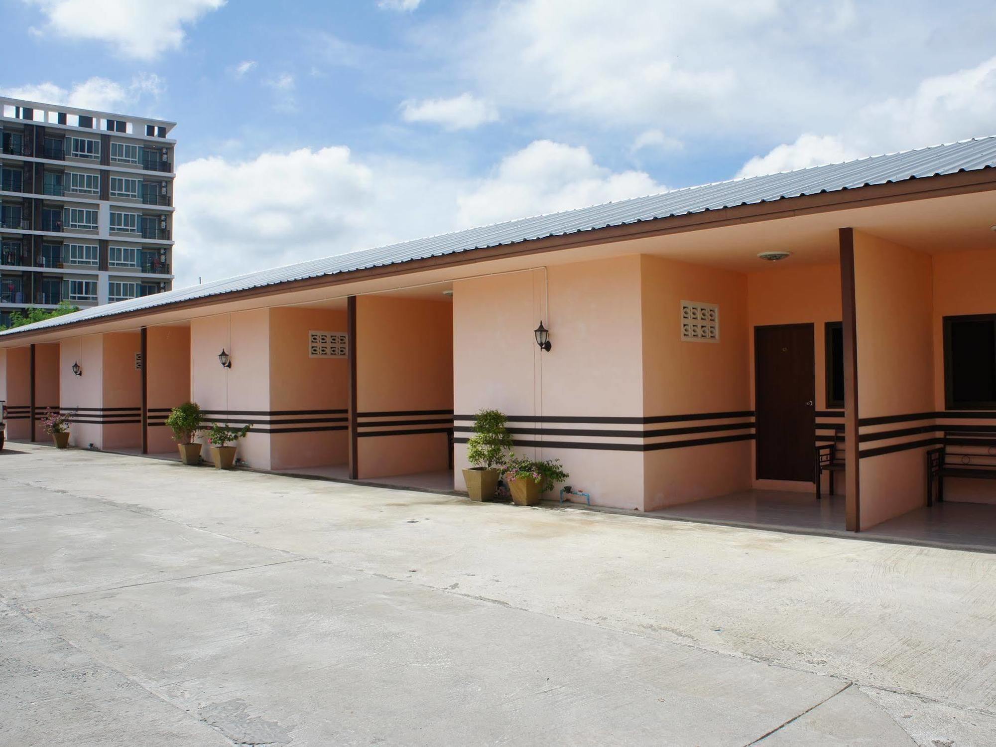 Kantana Apartment Hat Yai Exterior photo